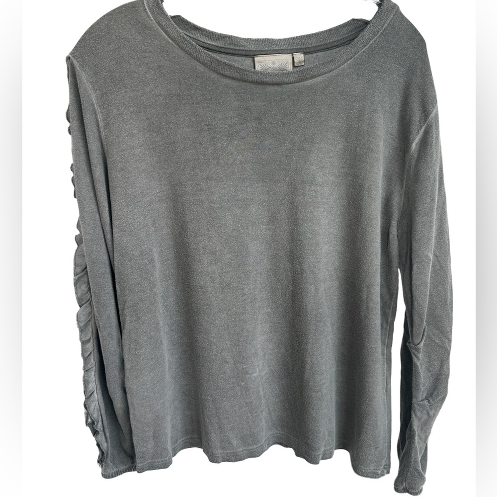 Anthropologie Dantelle Women’s Grey Ruffle Long Sleeve Shirt Size Small